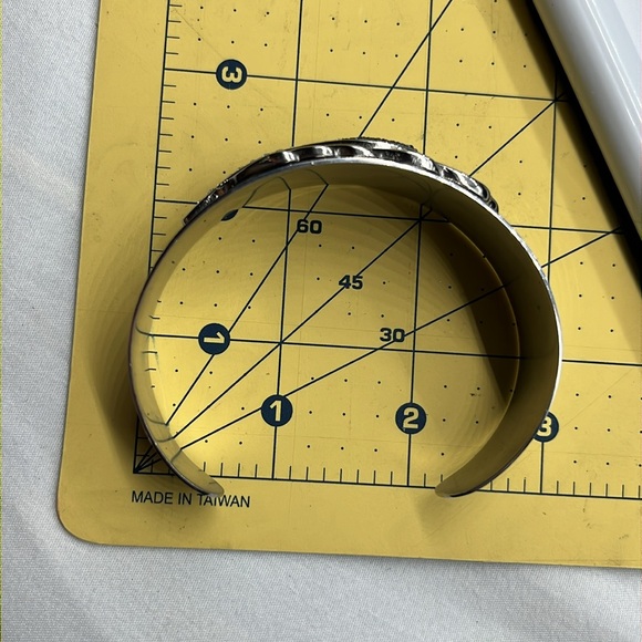 Vintage Large stainless steel rhinestone peacock feather cuff bracelet - Picture 12 of 13